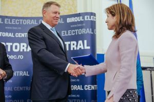Klaus Iohannis, la depunerea candidaturii: Știu ce trebuie făcut şi împreună cu un guvern pro european, în jurul PNL-ului, vom face această muncă pentru români!