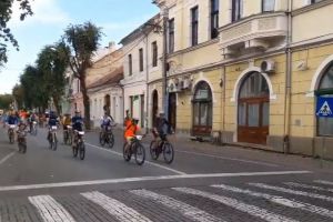 Duminică, Ziua fără autoturism la Bistriţa: Trafic rutier închis în centru, tur ciclist