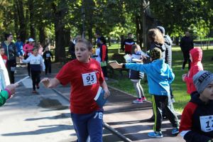 Crosul Coşbook: 350 de participanţi şi tot atâtea cărţi primite în dar la finalul cursei (FOTO)