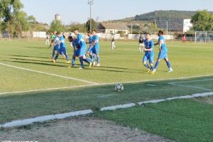 Liga a 4-a: CS Ocna Mureş a câştigat net derby-ul orgoliilor! CSU Alba Iulia – gol victorios în prelungiri, incident la Zlatna: asistent lovit cu o doză aruncată din tribună