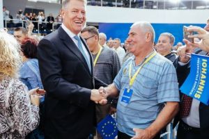(P): Preşedintele Klaus Iohannis i-a cucerit şi pe olteni