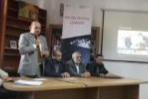 Liceul Bănăţean din Oţelu Roşu, ajutat să pregătească lideri în comunicarea mediatică