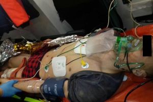 Doi botoşăneni s-au luat la bătaie de la o femeie. Unul dintre ei a ajuns în stare gravă la spital