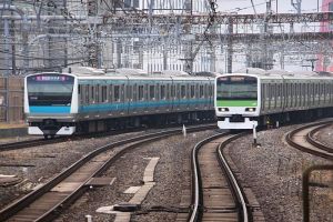 Proiect de lege: Reduceri de 50% la transport pe perioada vacantei pentru studentii romani din Diaspora