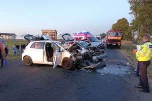 FOTO. Accident MORTAL pe DN73: O tânără de 25 de ani a DECEDAT, după ce şoferul uneia dintre maşini ar fi intrat într-o depăşire fără să se asigure