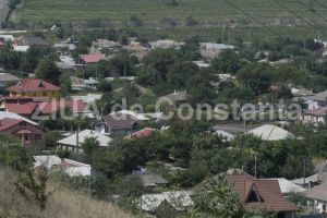 Drumul comunal 27 din satul Siminoc, orasul Murfatlar, reabilitat de Constructii Erbasu SA din Bucuresti. Date din contract (document)