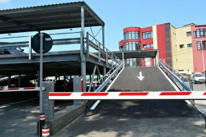Amenajarea de parcări supraetajate la Bistriţa, piatră de încercare pentru administraţia locală