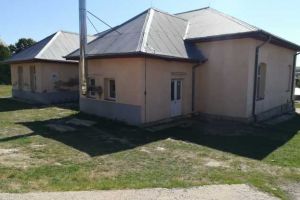 Cum au fost aruncaţi pe fereastră peste 150.000 de euro de la Banca Mondială. Şcoala din Botoşani, reabilitată de două ori în 10 ani