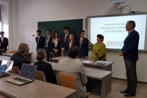 Elevii de la „Andrei Șaguna”, medalie de bronz pentru România, la Concursul internaţional al tinerilor oameni de ştiinţă