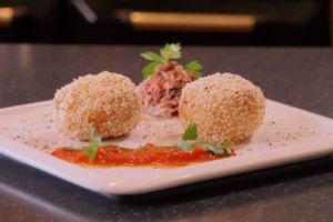 Seara Mâncărurilor Bizare, la Petry Bistro