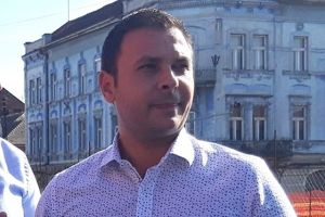 Vicepremierul, la Timişoara să „rupă pisica” în privinţa amplasării viitoarei săli polivalente