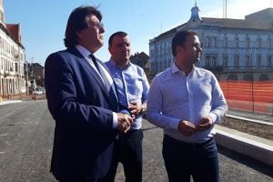 Vicepremierul a venit să îi reamintească lui Robu că podurile Timişoarei se fac din bani guvernamentali