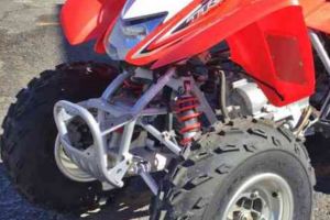 Beat şi fără permis pe ATV la Veştem