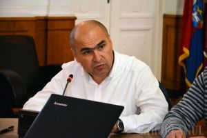 Bolojan, despre interzicerea caselor de pariuri în Centru: 