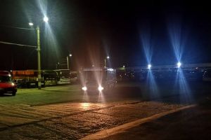 Şoferii Transurban continuă greva! Sătmărenii au aşteptat în staţii!