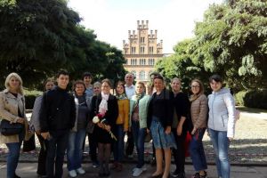 Număr record de înscrişi la cursurile de limba română de la Universitatea din Cernăuţi, ...