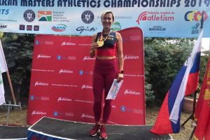 Orădeanca Dorina Korozsi a luat patru medalii, dintre care două de aur, la întrecerile Campionatului Balcanic de Atletism 
