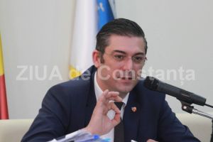 Discutii legate de sistemul de sanatate: Presedintele CJC Marius Horia Țutuianu a primit vizita oficiala a unei delegatii din Shanghai