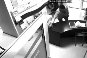 VIDEO Spargere la o clinică stomatologică