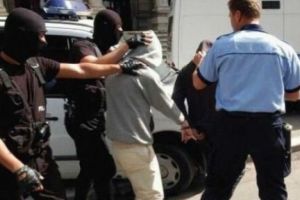 Perchezitii in Ploiesti la o grupare de escroci care actionau prin metoda 