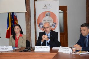 VIDEO FOTO – Soluţii gratuite pentru sibienii care au probleme cu băncile sau IFN-urile
