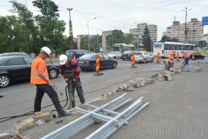 A început lărgirea podului Dacia la trei benzi pe sens (FOTO)
