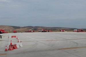 Exerciţiu ISU Mureş în cazul unui accident aviatic pe Aeroportul Transilvania!