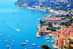 Franta – Cannes va interzice acostarea navelor de croaziera poluante