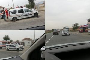 FOTO. ACCIDENT rutier pe DN 1, la izvorul lui Homoşteanu. Doi poliţişti răniţi şi o maşină a poliţiei făcută praf, după o coliziune cu un alt autoturism