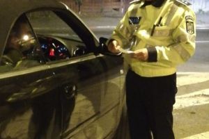 Ploieştean prins la volan în toiul nopţii cu alcoolemie de 0,97 mg/l alcool pur în aerul respirat