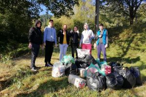 Elevii militari au răspuns „Prezent” campaniei de ecologizare  „Let’s Do It, Romania!”