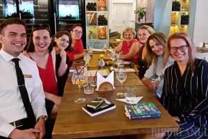 Porţia de citit: Un grup de orădeni se întâlnesc o dată pe lună pentru a dezbate ultimele cărţi citite