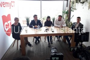 Proiectul #ComeToSEAus prezentat oficial de tinerii din Constanta. Alaturi de ei, primarul Fagadau