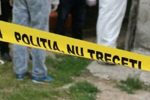 O nouă crimă în judeţ. Cadavrul unui bărbat a fost găsit abandonat în Carei