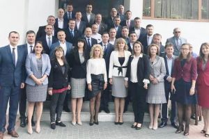 FOTO. Prefecţii din ţară, întâlnire cu reprezentanţi ai MAI la Harghita