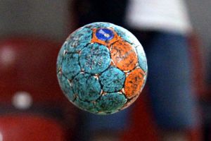 Handbal feminin: Cu Andreea Popa si Anca Polocoser in lot, Romania invinge Ucraina