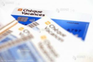 Românii vor putea opta pentru vouchere de vacanţă în valoare de 2.080 lei în extrasezon