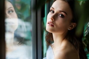 Și-a ucis sora de doar 17 ani din cauza invidiei. Victima era un model apreciat