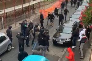 Suporteri ai lui Dinamo reţinuţi în urma scandalului din Piaţa Unirii din Timişoara. Ancheta continuă