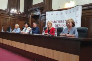 Femeile social-democrate din Prahova, intalnire la Ploiesti. OFSD o sustine pe Viorica Dancila la presedintia Romaniei