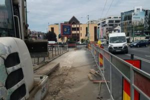 Restricţiile de circulaţie de pe strada Castanilor se prelungesc până la începutul lui octombrie