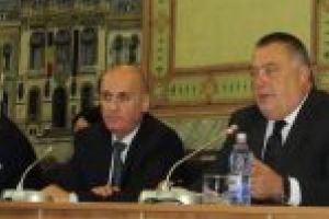 Mihail „Schimb gazonul” Genoiu, întâlnire decisivă cu Piţurcă şi reprezentanţii CNI, vineri, la Craiova