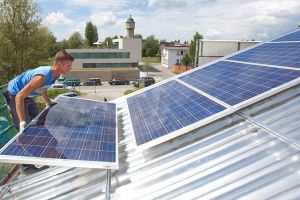 AFM a suspendat inscrierile persoanelor fizice in programul ”Casa Verde Fotovoltaice”