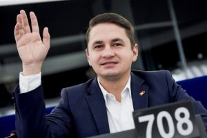 Jale la PSD: AEP nu returnează banii cheltuiţi în campania de la europarlamentare. Emilian Pavel a pus la bătaie 127.000 lei