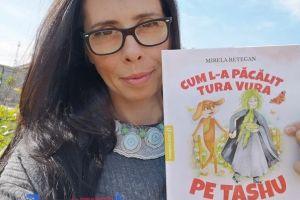 FOTO-VIDEO: O tânără din Focşani ilustrează cărţile Zurli. Desenatoarea are mai multe poveşti desenate care au fost publicate