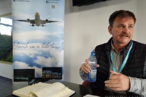 Surpriză: Pásztor vrea anularea concursului pentru şefia Aeroportului, din cauza „unui viciu de procedură” reclamat de liberali. Fostul director Pasc, denunţat penal