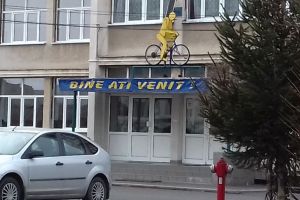 Individul care a făcut scandal la Liceul Energetic – Era angajat de câteva zile la o firmă de pază