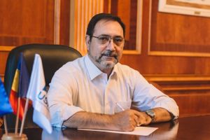 Senatorul USR Nicu Fălcoi: În 150 de ţări, cartelele preplătite se cumpără numai cu actul de identitate