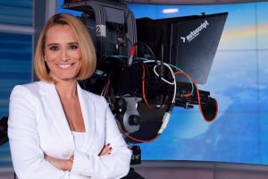 Andreea Esca şi un blogger celebru vin în oraşul nostru, la festivalul fARAD