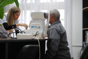 Marţi, 1 octombrie: Consultaţii oftalmologice gratuite, pentru persoanele vârstnice din Cugir
